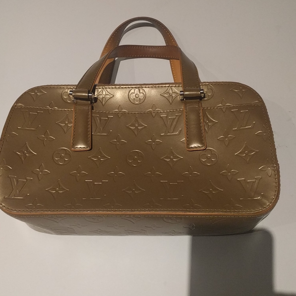 🌸🍀 Golden monogram bag by LV🍀🍀